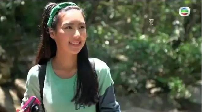 疑闪婚晒5卡巨钻33岁翻版唐诗咏(图18)