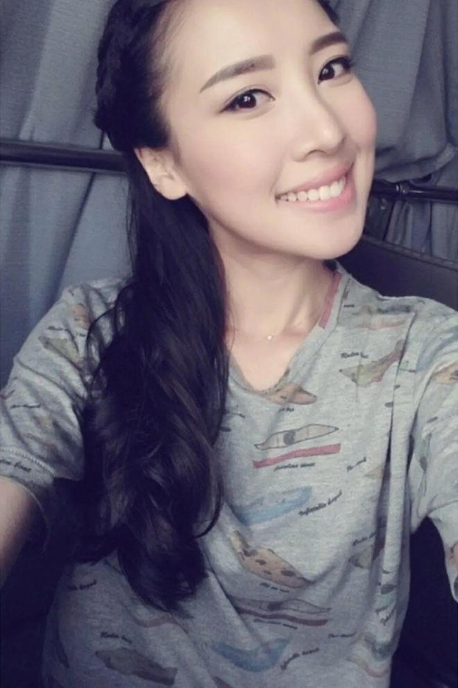 疑闪婚晒5卡巨钻33岁翻版唐诗咏(图17)